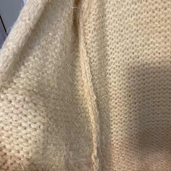 Fuzzy Ombré Cream/Pink Cardigan - Size Medium - Picture 4 of 7